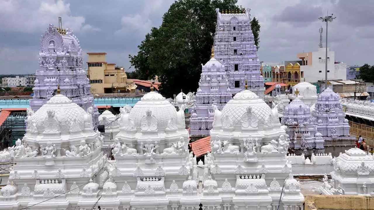 Bandh in Vemulawada today to protest ‘alleged’ closure of temple