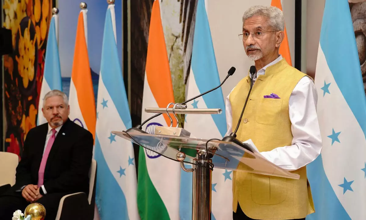 Strictly bilateral Strictly bilateral