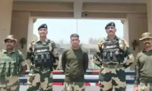 Pak hands over BSF jawan to India after 21 days