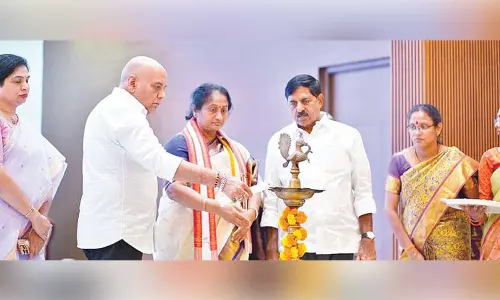 Elections to handloom coop bodies before Dasara: Minister Savitha