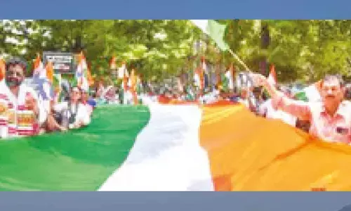 Varanasi locals celebrate India’s victory over Pakistan