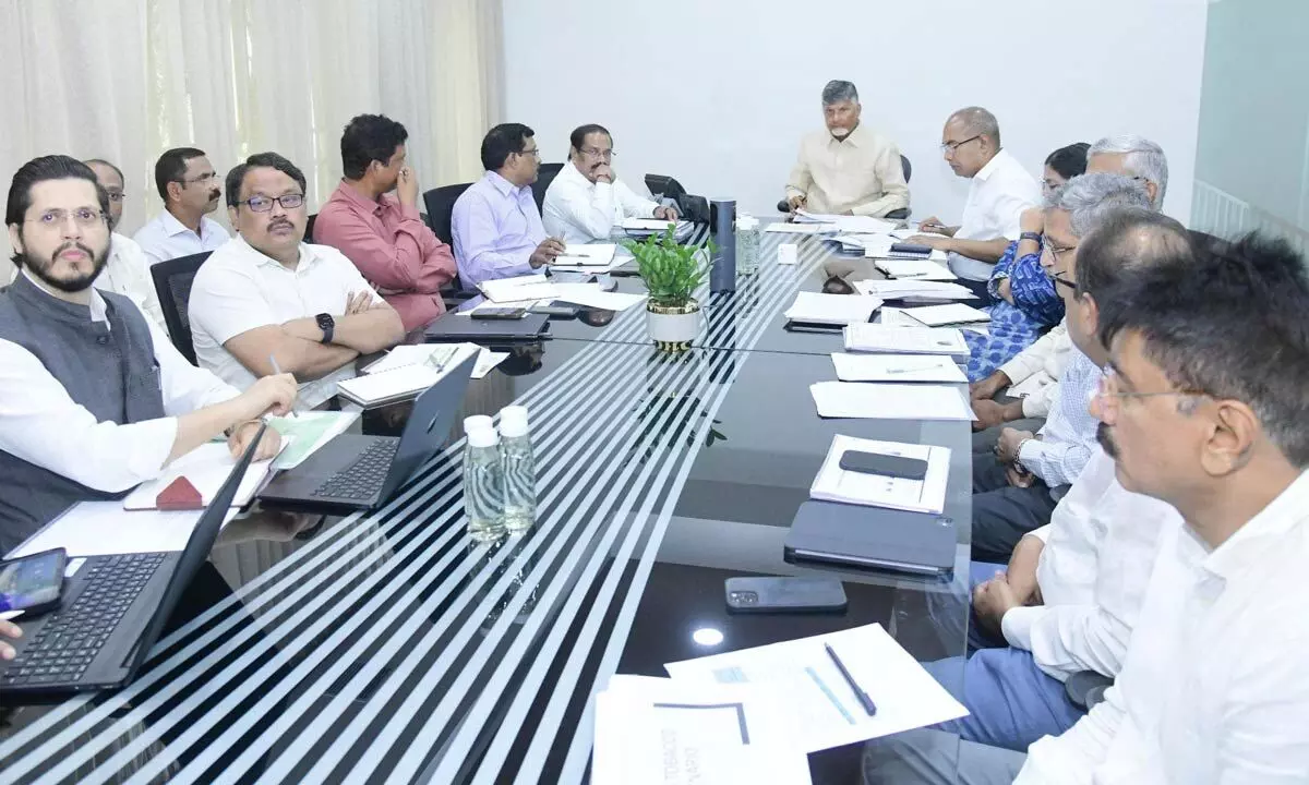 Tobacco farmers must not suffer due to lack of remunerative prices: Naidu Tobacco farmers must not suffer due to lack of remunerative prices: Naidu