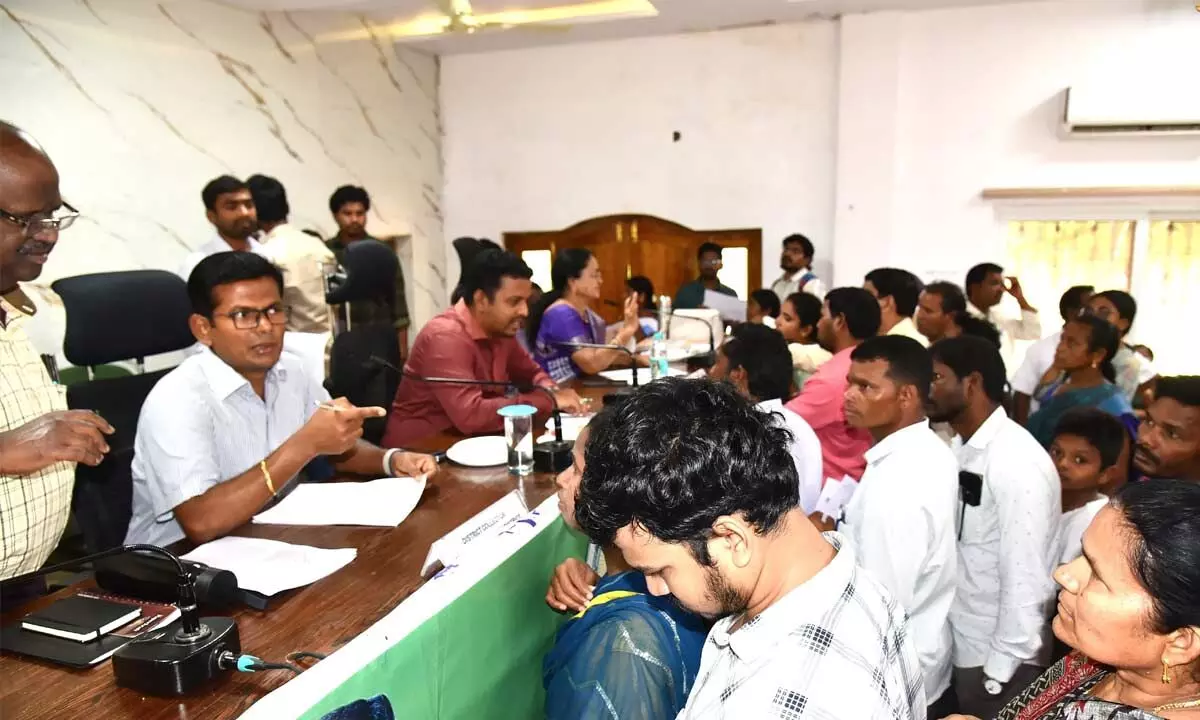 Officials told to take steps to save people from summer heat Officials told to take steps to save people from summer heat