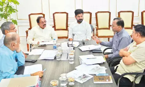 CM cracks down on firms selling spurious seeds, calls for kharif preparedness