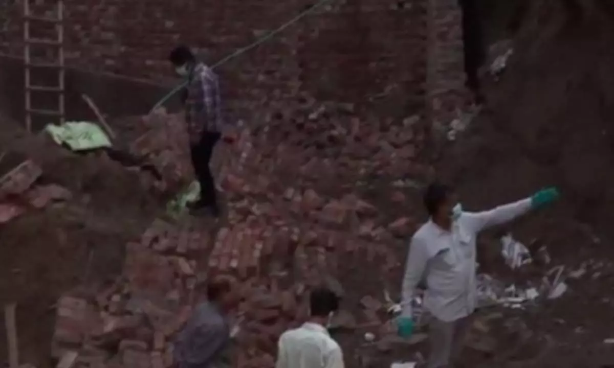 3 dead after building collapses in Delhis Paharganj, rescue ops underway