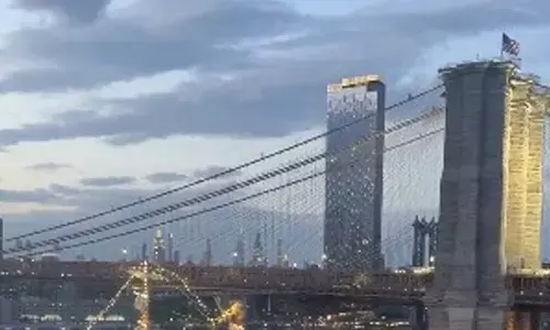 Mexican Navy ship collides with Brooklyn Bridge, two dead