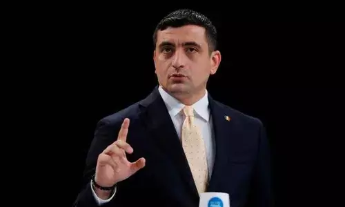 Presidential runoff starts in Romania Presidential runoff starts in Romania