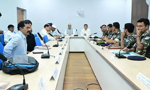 Bihar: ECI reviews poll preparedness in Valmiki Nagar, West Champaran