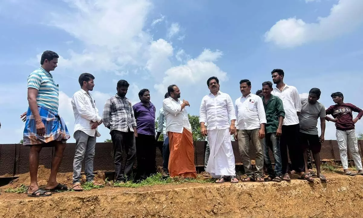 Efforts on to revive Gundubadu mini reservoir Efforts on to revive Gundubadu mini reservoir