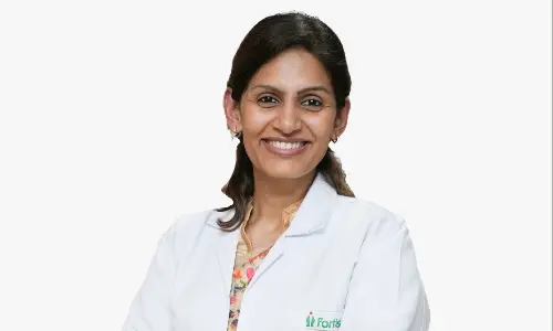 16-yr-old with large ovarian cyst undergoes robot-aided surgery