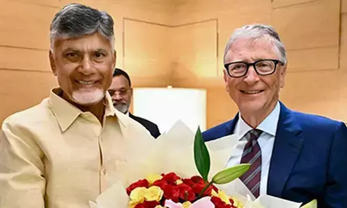 Bill Gates praises Naidu for using technology to strengthen governance