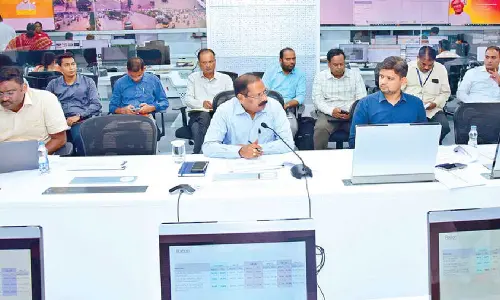 Officials told to make all services accessible through Manamitra