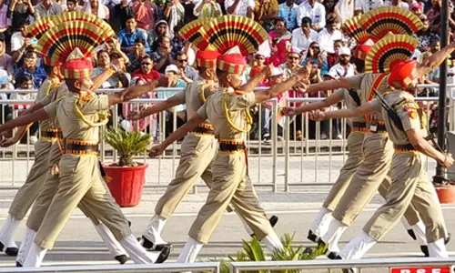 Low-key Beating Retreat ceremony at 3 India-Pak border points in Punjab resumes today