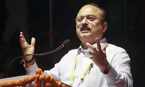 AAP, BJP trade punches over Delhis education model