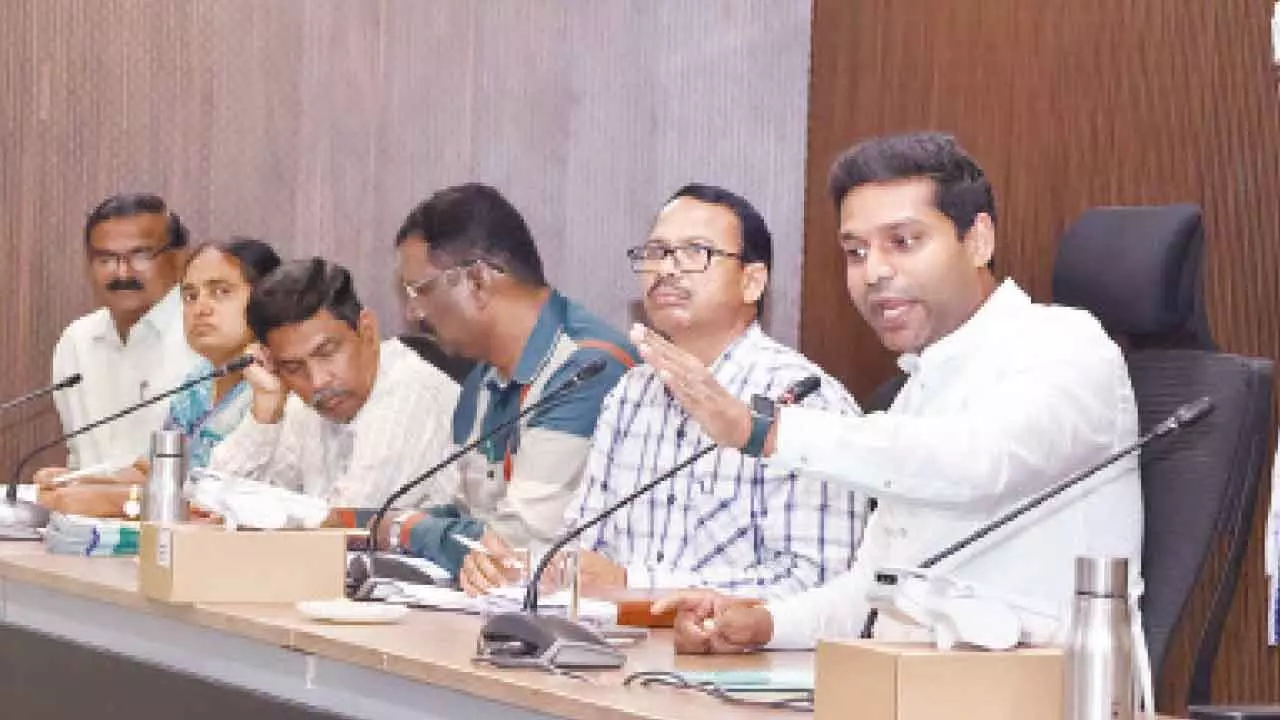 Collector warns traders against selling fake seeds