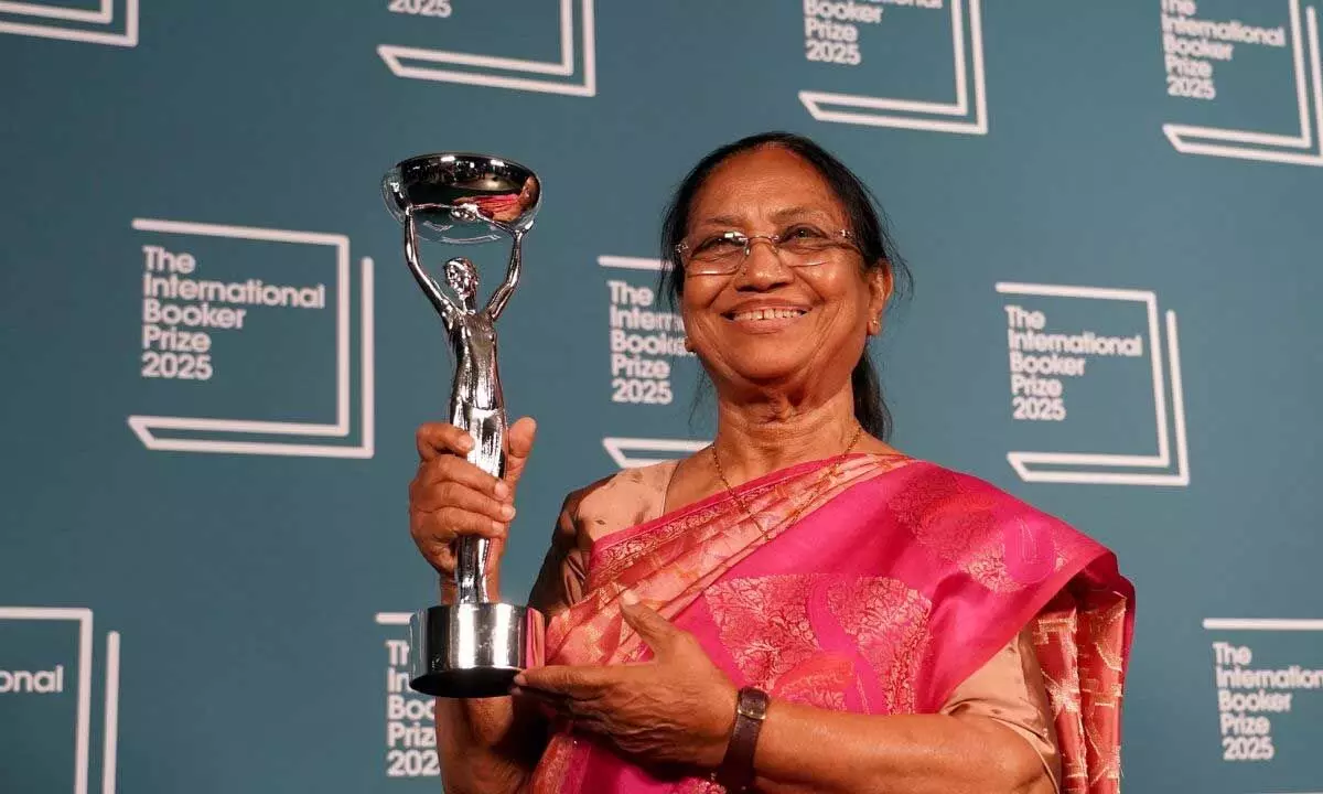 Banu Mushtaq Becomes First Kannada Author to Win International Booker Prize Banu Mushtaq Becomes First Kannada Author to Win International Booker Prize