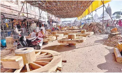 Chariot work progressing well for ensuing Rath Yatra