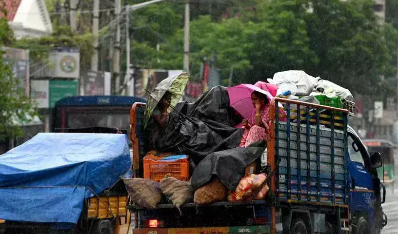 IMD Issues Orange Alert for Telangana: Heavy to Very Heavy Rainfall Expected in Next 24 Hours IMD Issues Orange Alert for Telangana: Heavy to Very Heavy Rainfall Expected in Next 24 Hours