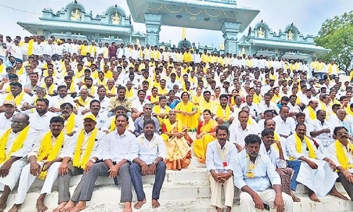Mini Mahanadu held in Raptadu Mini Mahanadu held in Raptadu