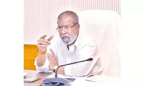 Damodar assures AIDSA of resolving their key demands