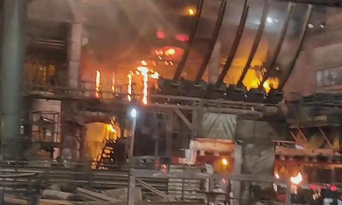 Fire mishap at VSP’s Steel Melting Shop-2 Fire mishap at VSP’s Steel Melting Shop-2