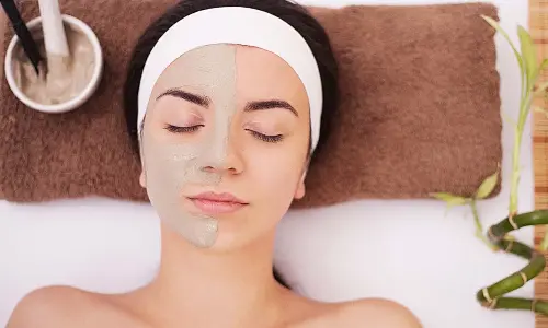 DIY Sandalwood Face Packs for Glowing Summer Skin