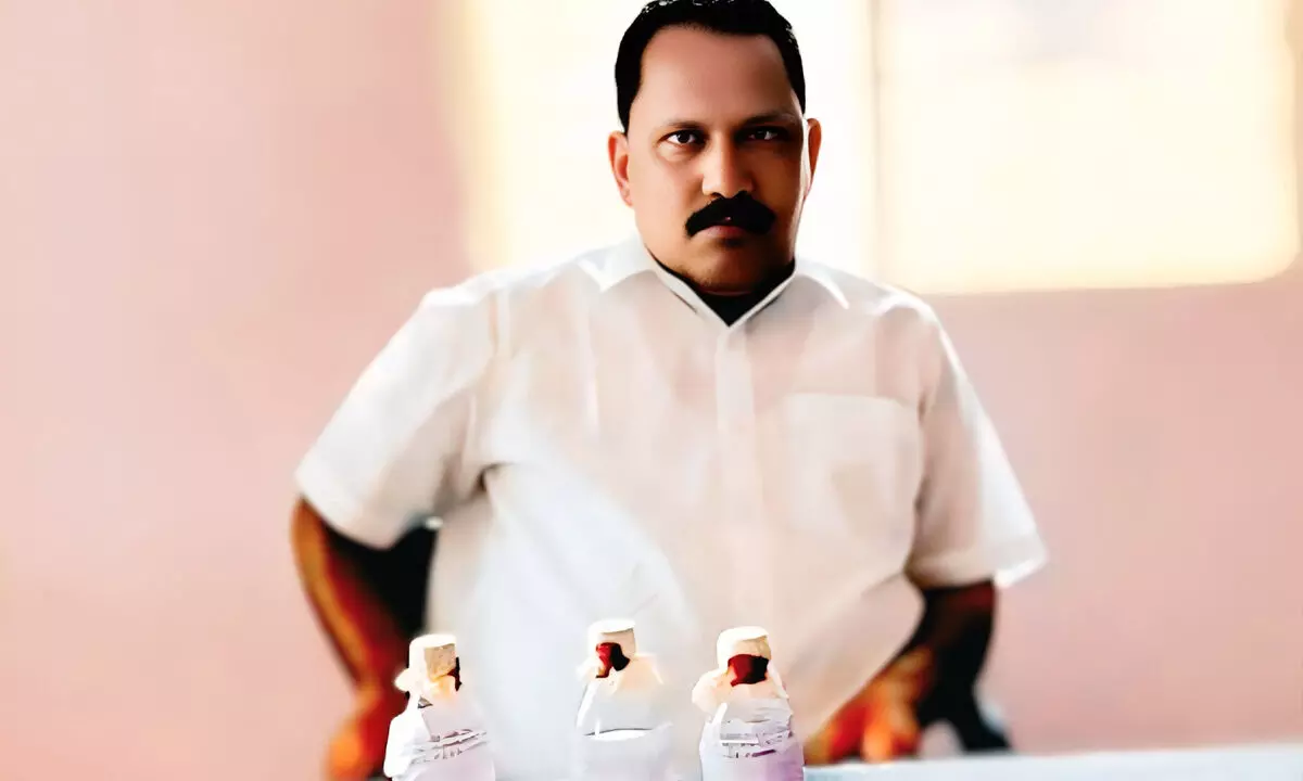 Surveyor caught in ACB raid Surveyor caught in ACB raid