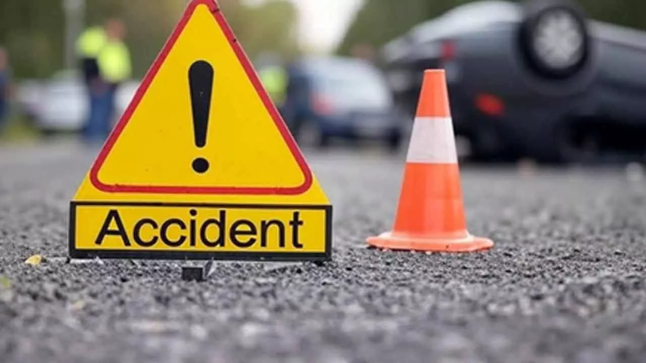 Six from Chittoor killed in a road accident in Karnataka Six from Chittoor killed in a road accident in Karnataka