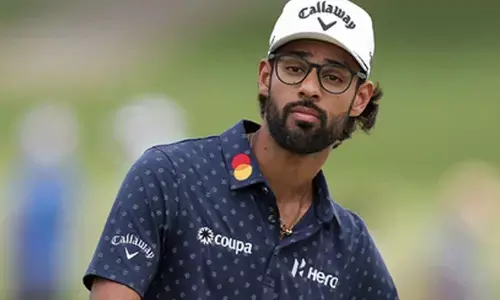 Indian-American Akshay Bhatia moves up to tied-4th in Charles Schwab Challenge