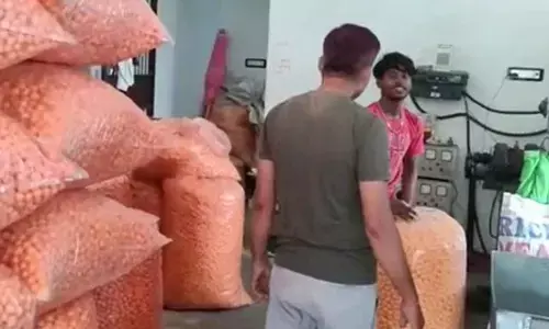 Bihar: Two brothers take advantage of PMFME scheme, set up Kurkure factory in Motihari