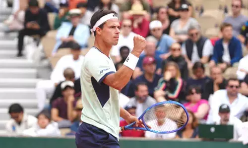 French Open: Daniel Altmaier stuns Taylor Fritz in first-round upset