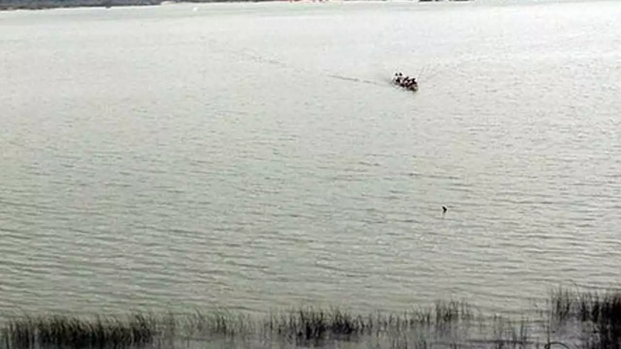Bodies of three Andhra youths recovered from Godavari, search on for 5 others