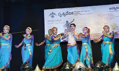 Audience clubs key for revival of theatre traditions’