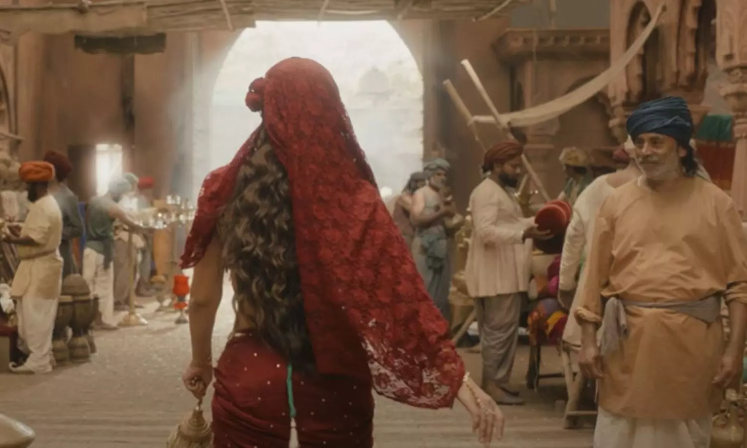 Hari Hara Veera Mallu’s Tara Tara Song Out Now: Mesmerising Visuals and Catchy Tune Hari Hara Veera Mallu’s Tara Tara Song Out Now: Mesmerising Visuals and Catchy Tune