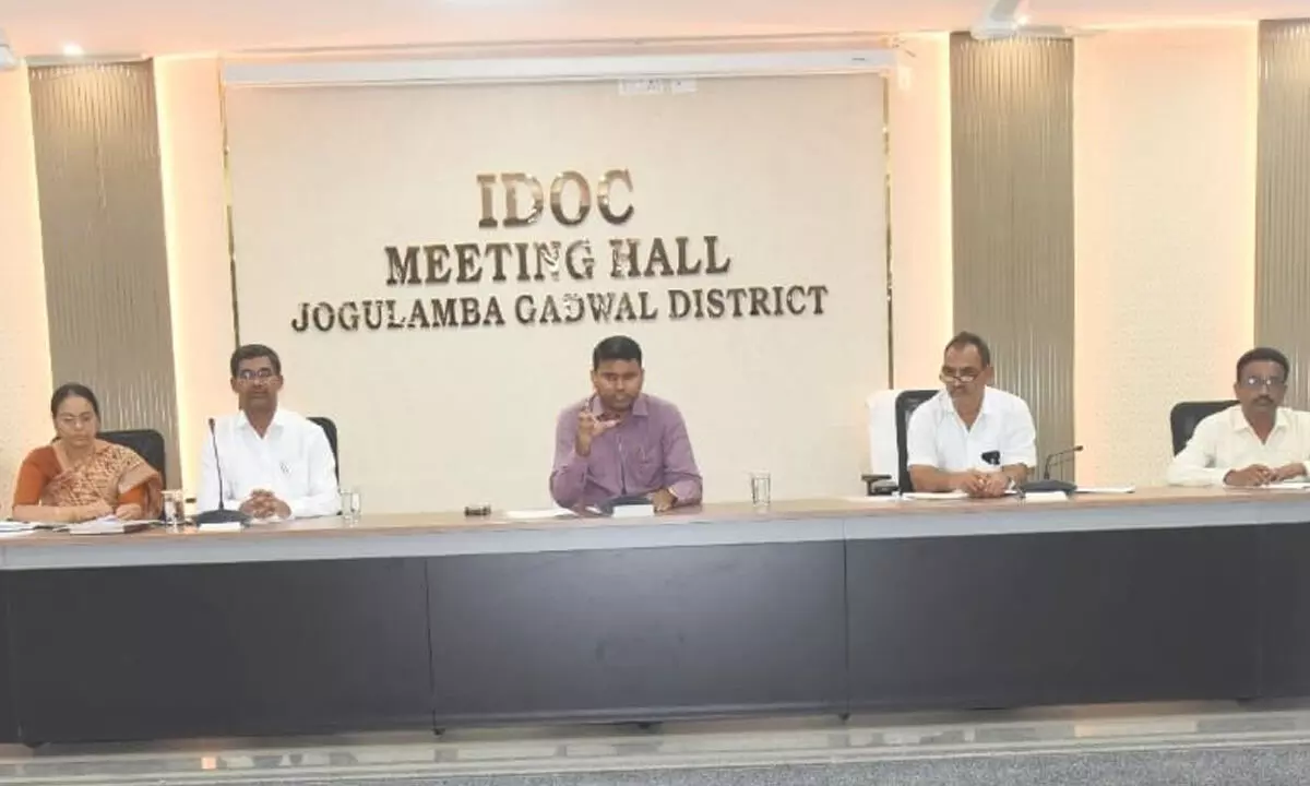 District Collector Urges Coordinated Efforts for Quality Cotton Seed Production in Gadwal