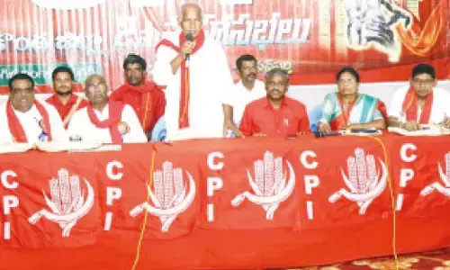 CPI demands probe into Naxal killings