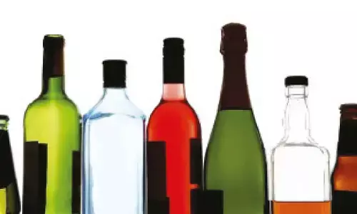 Wine Merchants Association urge CM to cancel hike in license fee