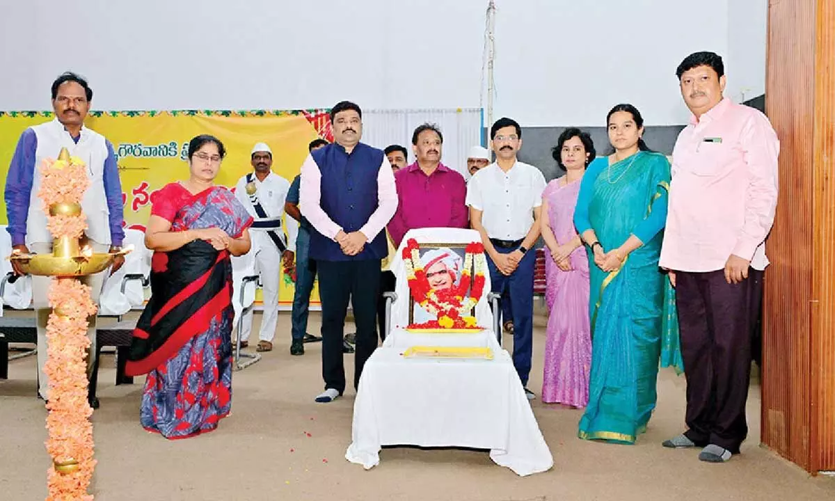 NTR remembered as visionary leader on birth anniversary NTR remembered as visionary leader on birth anniversary