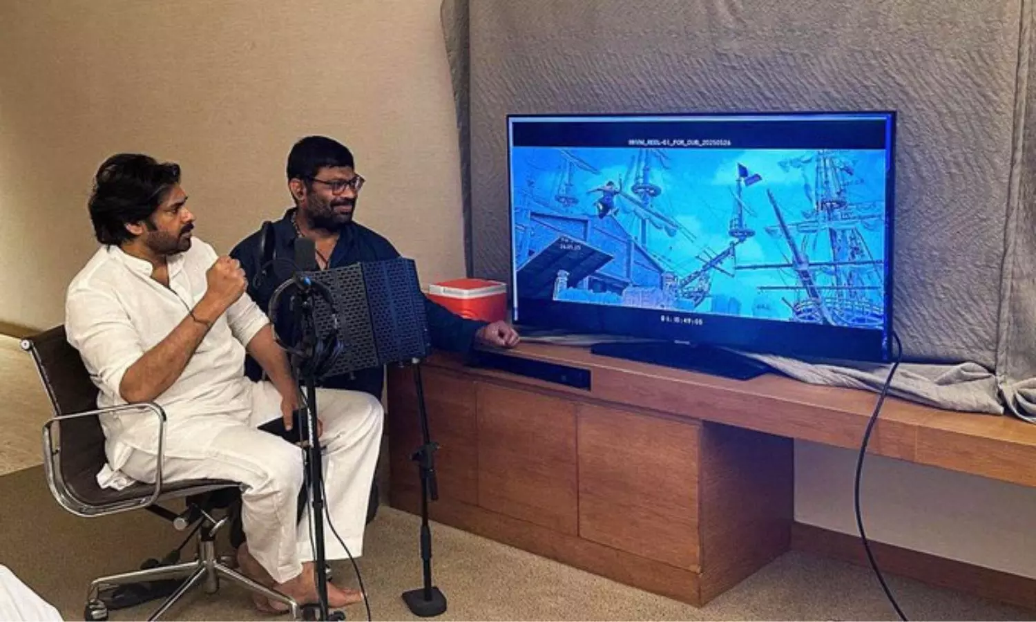 Pawan Kalyan Wraps Dubbing for ‘Hari Hara Veera Mallu – Part 1’ Ahead of June 12 Release Pawan Kalyan Wraps Dubbing for ‘Hari Hara Veera Mallu – Part 1’ Ahead of June 12 Release