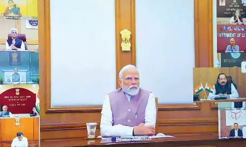 Modi reviews projects’ progress