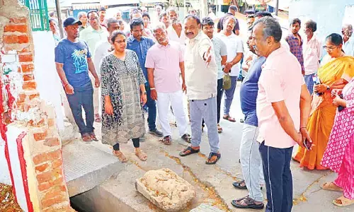 Take steps to avoid water stagnation on roads