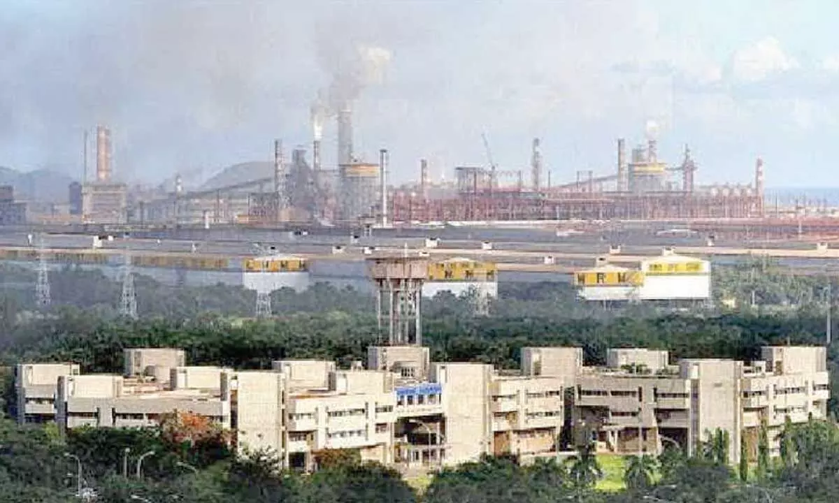 HRF demands reinstating VSP’s terminated contract workers