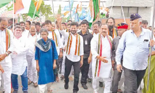 CM calls for Change of guard at Centre