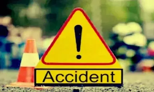 Four killed as bus overturns in UP’s Jaunpur