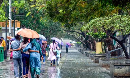 Normal life affected as monsoon rains cause havoc in Kerala