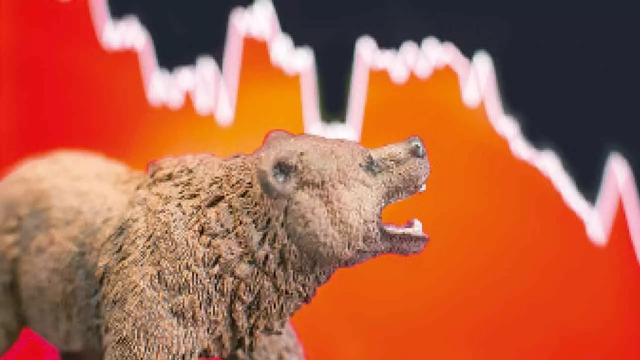 Markets end lower on IT drag, weak Asian cues Markets end lower on IT drag, weak Asian cues