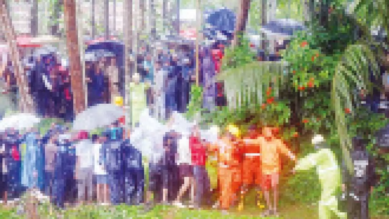 Landslide in Mangaluru claims three lives, including two kids Landslide in Mangaluru claims three lives, including two kids