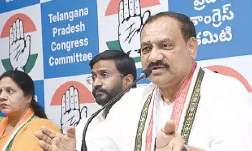 TPCC chief slams KCR, Kishan over alleged BRS-BJP nexus
