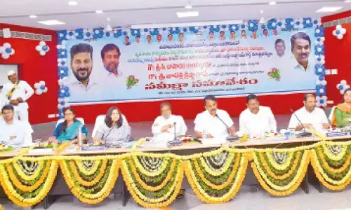 Rajanarasimha calls for legal action against those selling fake seeds