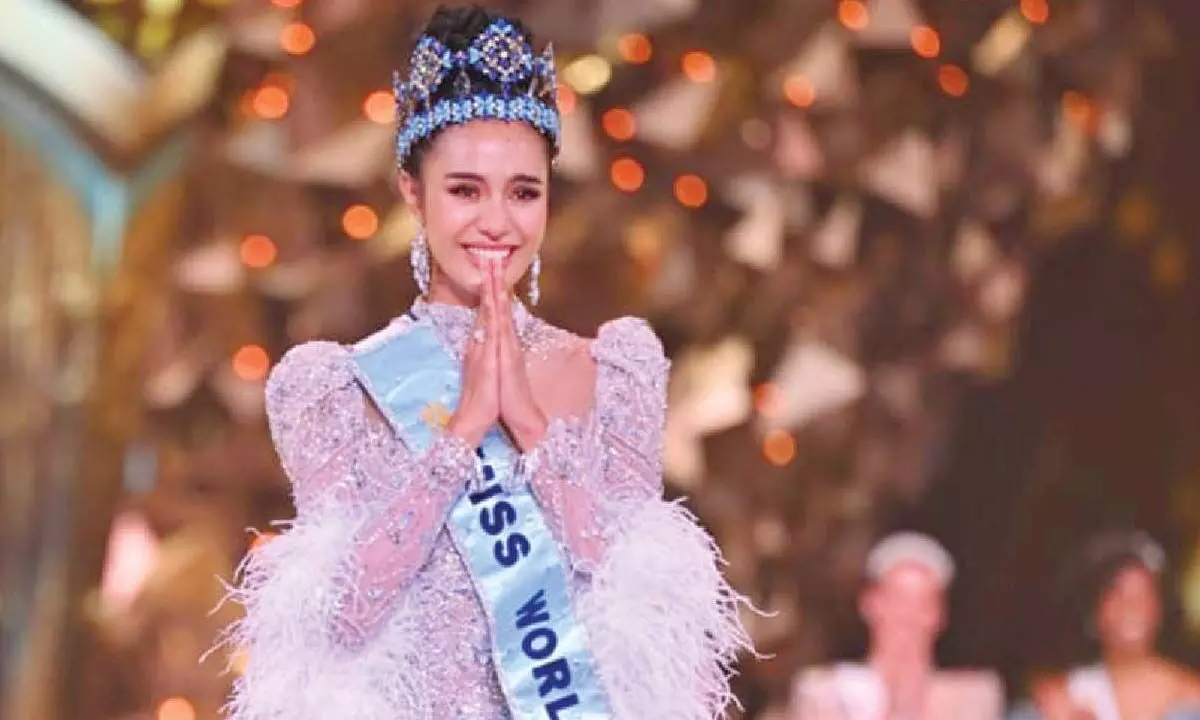 ‘Be the person that someone or the other will look up to’ ‘Be the person that someone or the other will look up to’